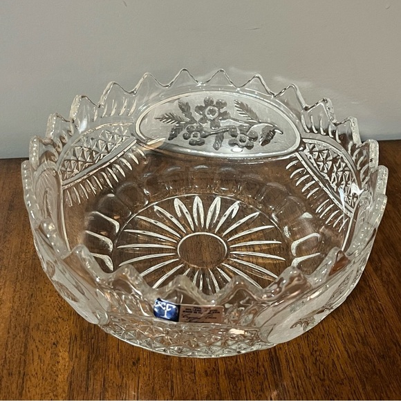 Vintage Flora Crystal Bowl. Made in Yugoslavia, 24%lead Crystal Clear 8.5" - Picture 1 of 13